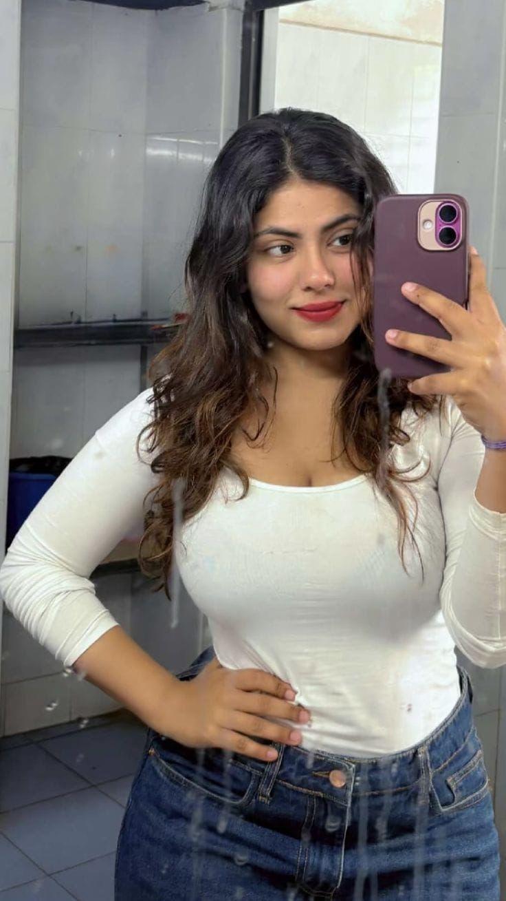 Vashi call girls with escort service